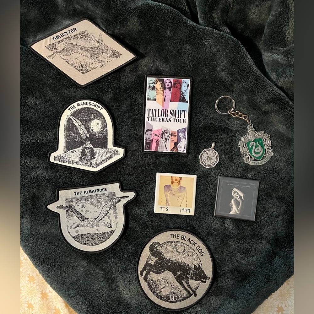 Taylor Swift bundle